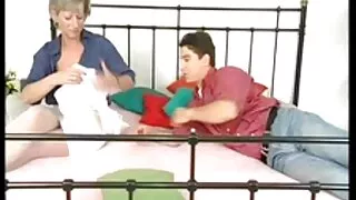 เพื่อนบ้านโค้ง วิดีโอ หนัง เอ็ ก